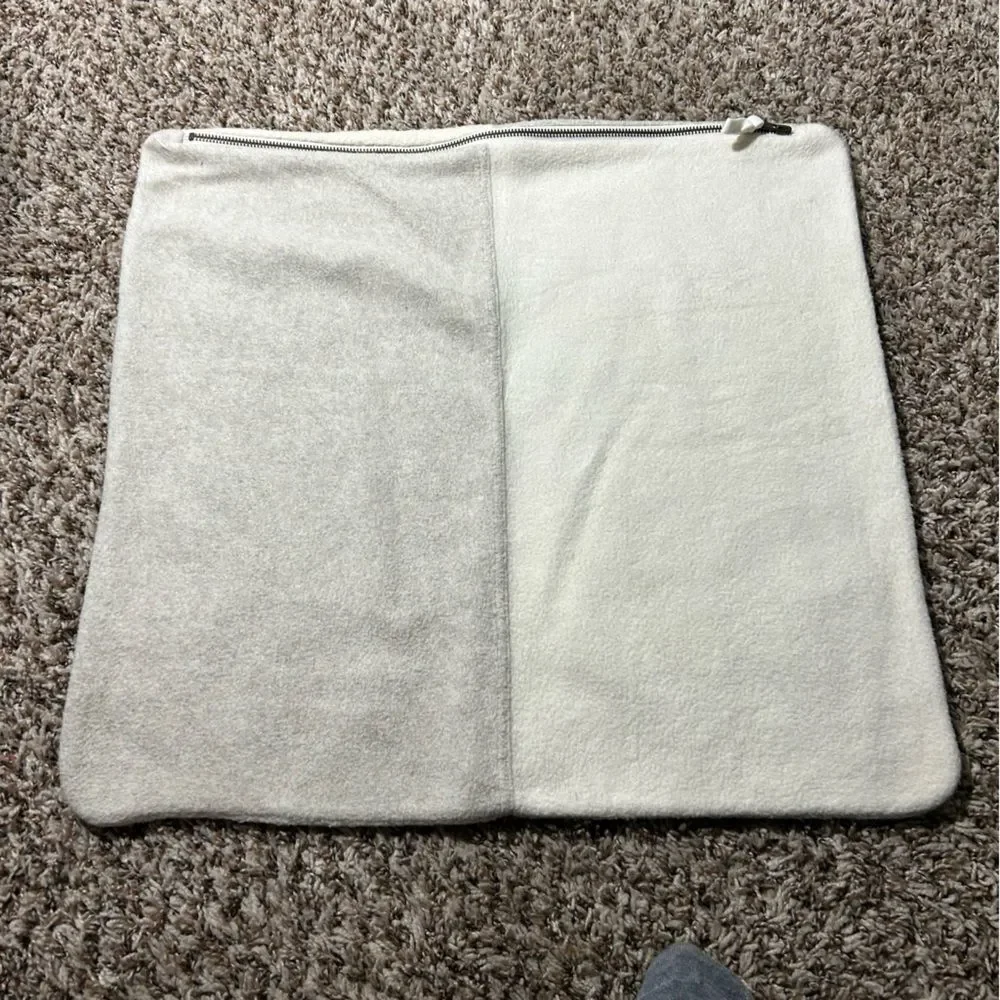 Pottery Barn 20x20in Pillow Cover